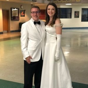 Mori Lee White Wedding Dress with Buttons size 10